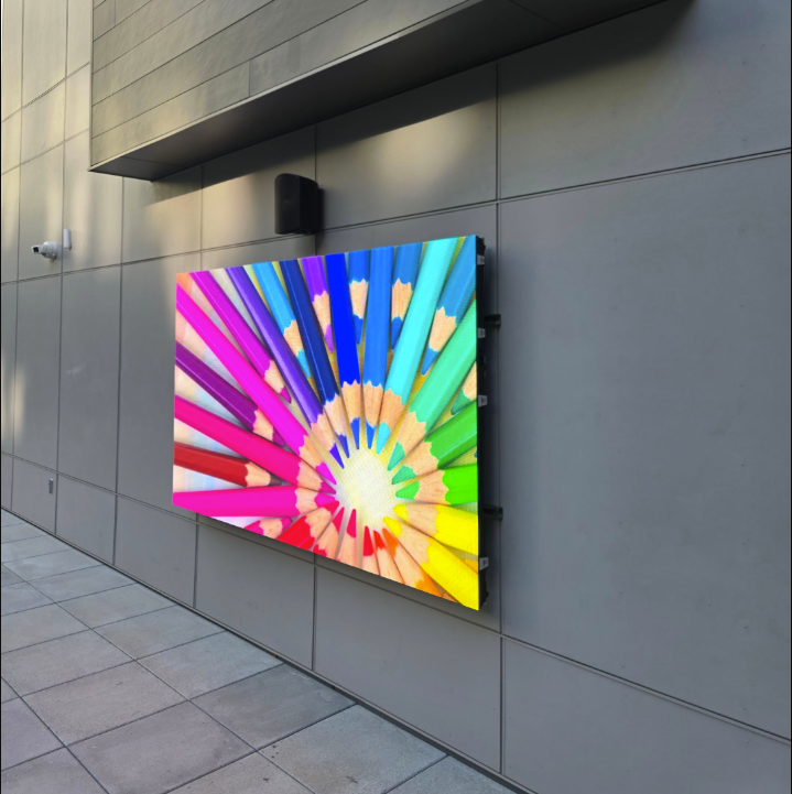 116" (9.7 ft) Outdoor TV