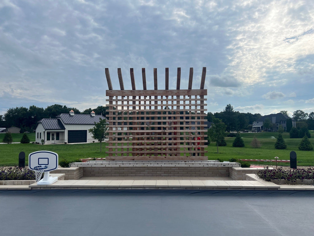 140" (11.83 ft) Outdoor TV