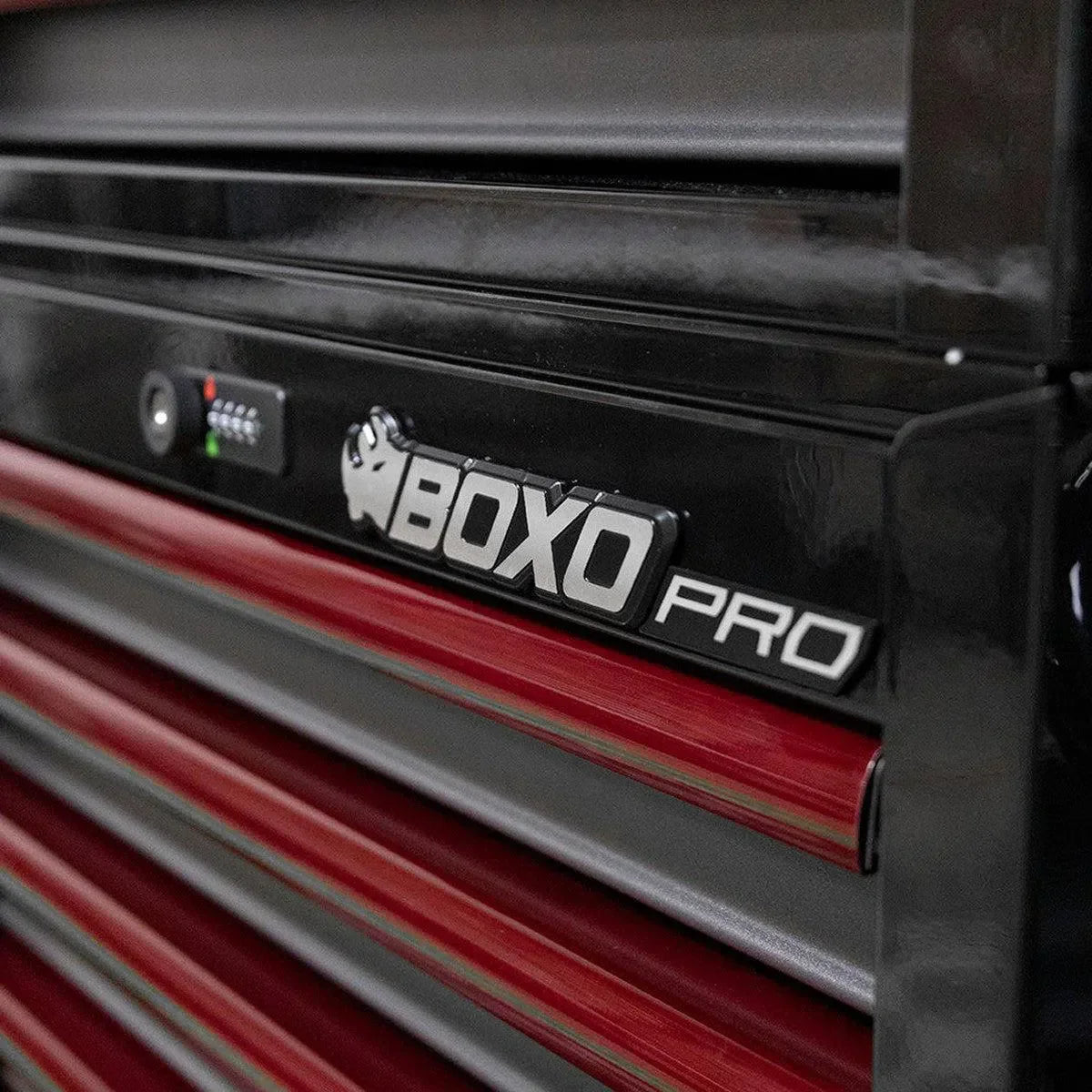 BoxoUSA Pro Series 26" 11-Drawer Rolling Tool Box Combo – Black & Red